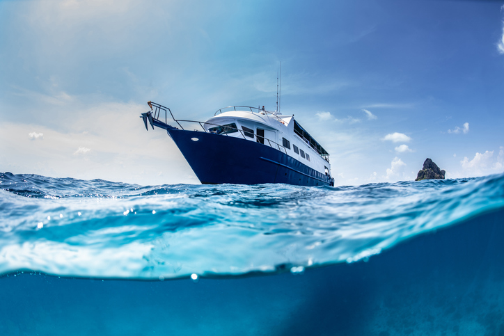 Liveaboard dive insurance for scuba divers on a liveaboard diving holiday